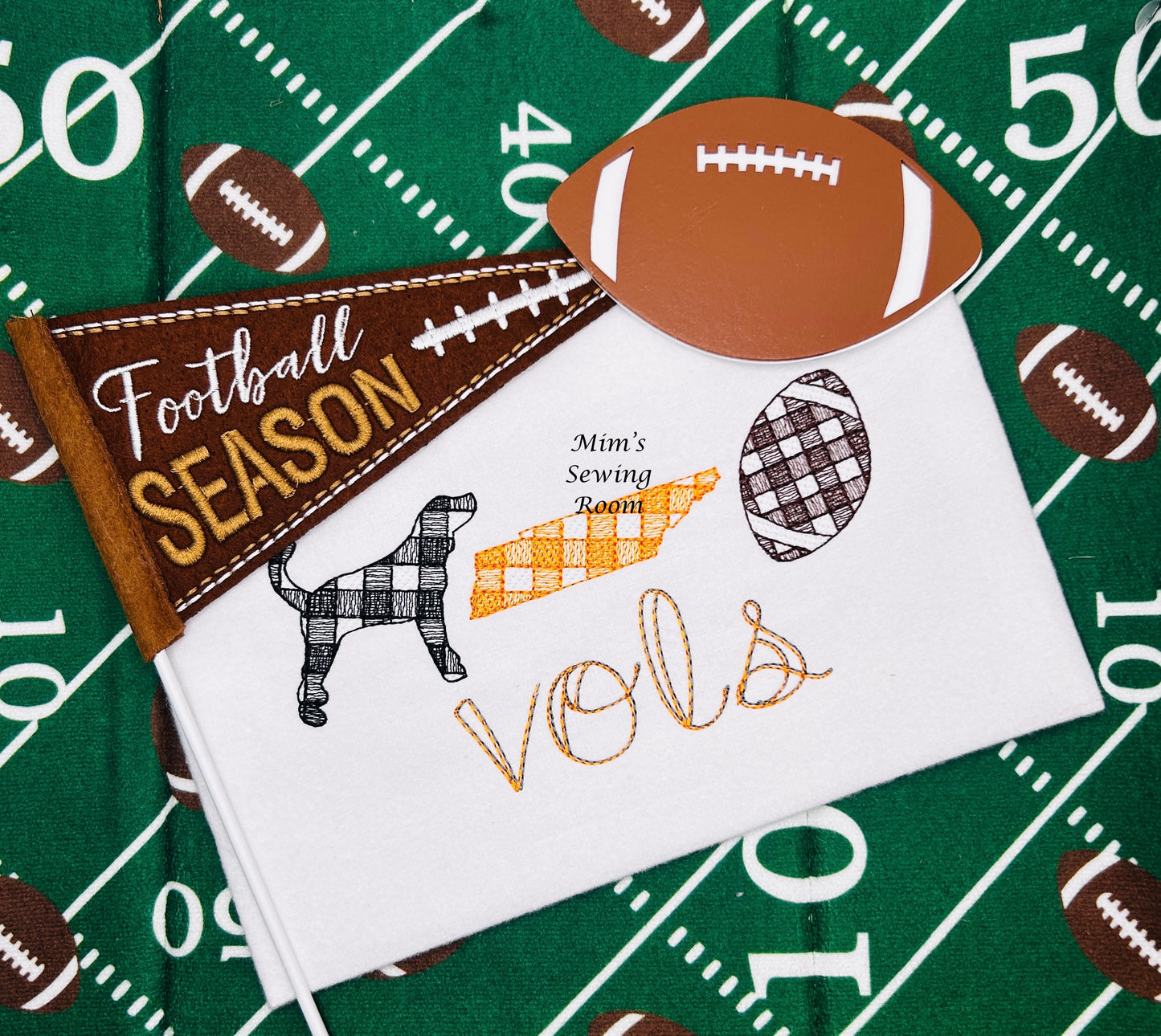 Hound dog trio with state and football