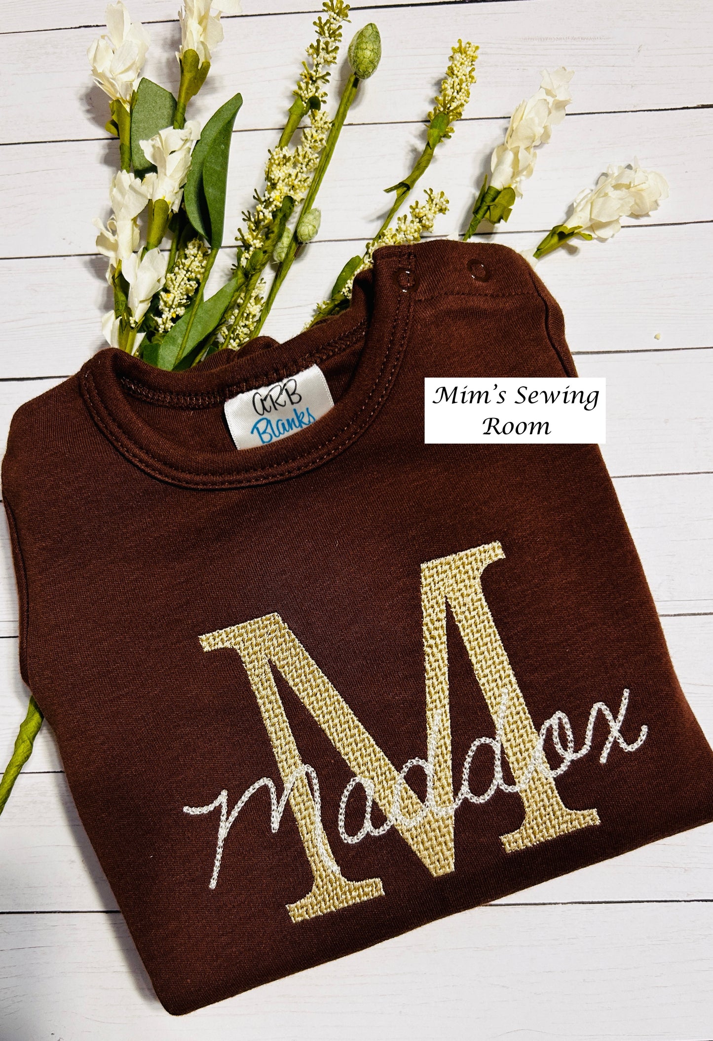 Embroidery single letter with name